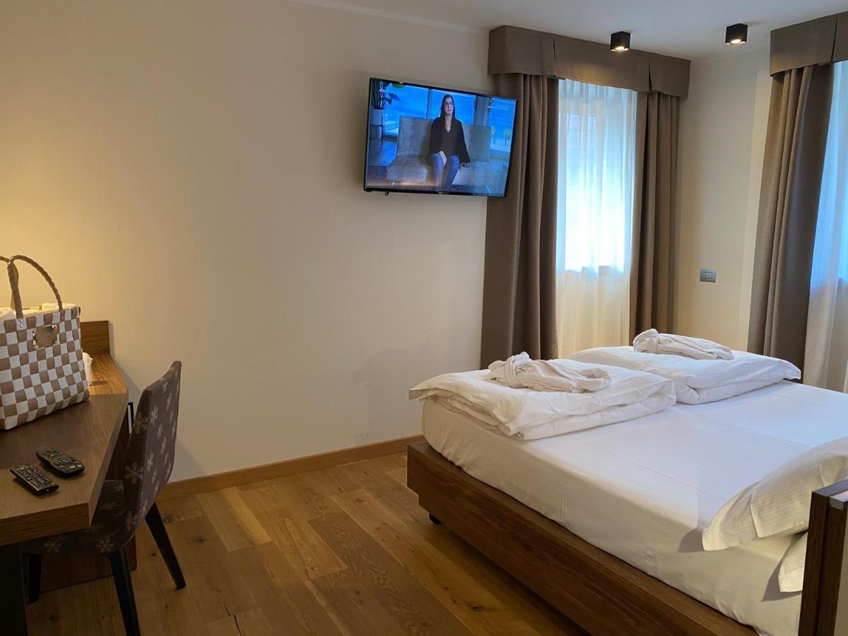 Dolomeet Boutique Hotel Pinzolo Extérieur photo