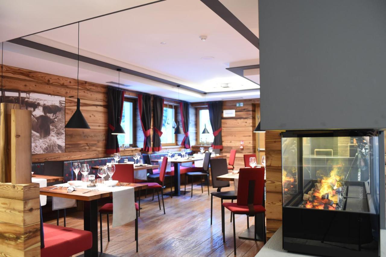Dolomeet Boutique Hotel Pinzolo Extérieur photo