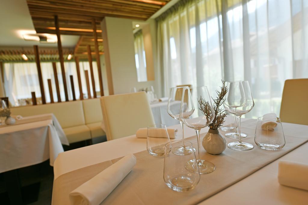 Dolomeet Boutique Hotel Pinzolo Extérieur photo